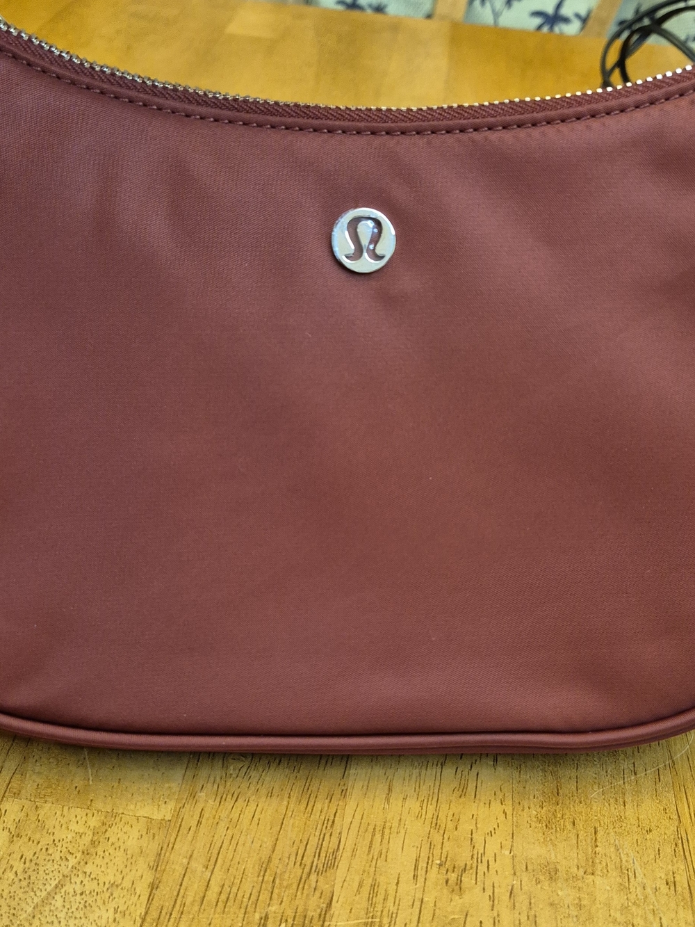 Lululemon City Essentials Cranberry Charm shoulder bag And Wallet Wristlet Set - Picture 4 of 11
